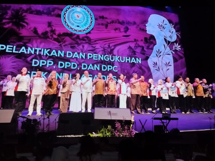 Mandat Baru dari Djakarta Theater: Srikandi Dan Mata Siber Menjaga Gizi dan Kas Desa
